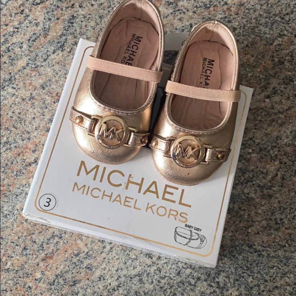Michael Kors MK Infant Rose Gold Slip Ons/size 3
